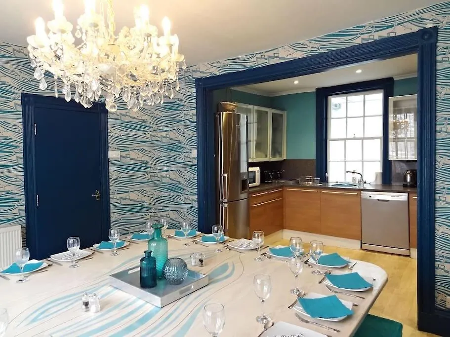 Darling By The Seaside. Boutique Luxury For Groups By Crown Gardens Holiday Homes Brighton
